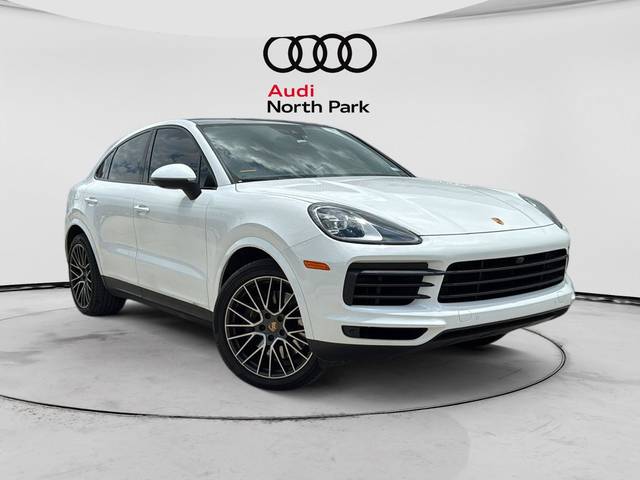 2023 Porsche Cayenne Coupe Platinum Edition AWD photo