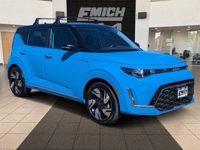 2023 Kia Soul GT-Line FWD photo