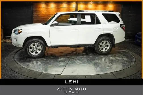 2023 Toyota 4Runner SR5 Premium 4WD photo