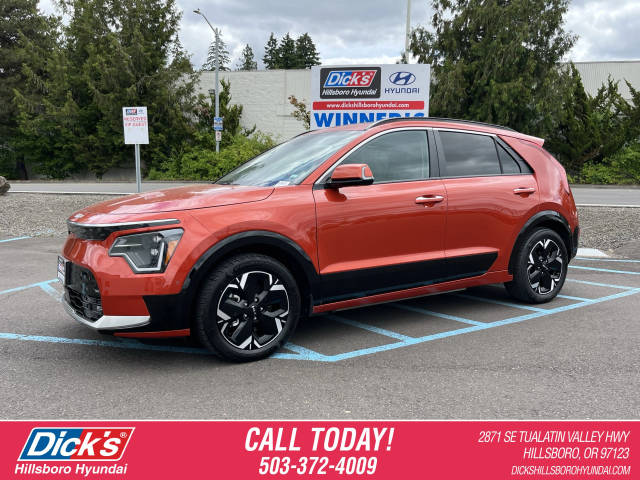 2023 Kia Niro Wave FWD photo