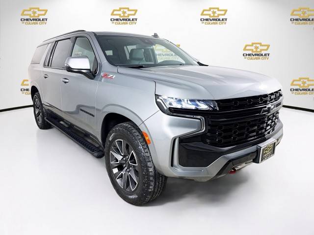 2023 Chevrolet Suburban Z71 4WD photo