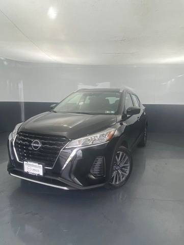 2022 Nissan Kicks SV FWD photo