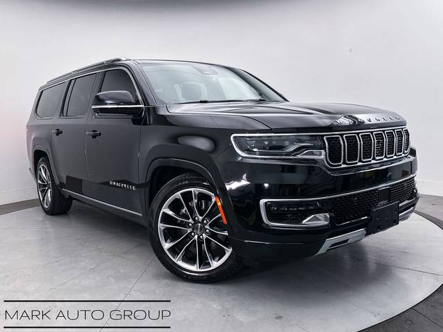 2023 Jeep Wagoneer L Series III 4WD photo