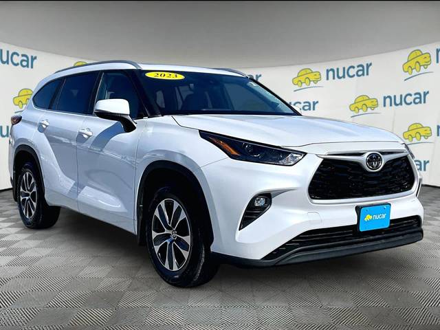 2023 Toyota Highlander XLE AWD photo