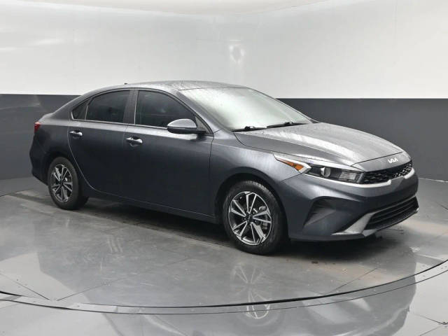 2023 Kia Forte LXS FWD photo