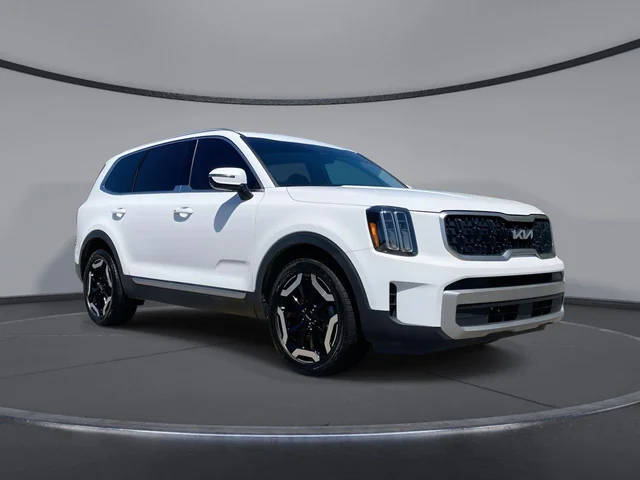 2023 Kia Telluride EX FWD photo