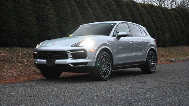 2023 Porsche Cayenne  AWD photo