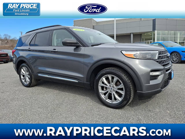2023 Ford Explorer XLT 4WD photo
