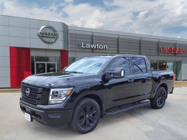 2023 Nissan Titan SV RWD photo