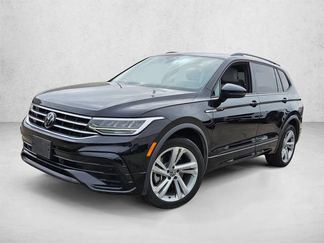 2023 Volkswagen Tiguan SE R-Line Black FWD photo