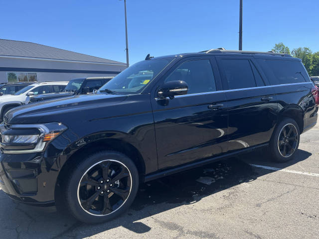 2023 Ford Expedition Max Limited 4WD photo