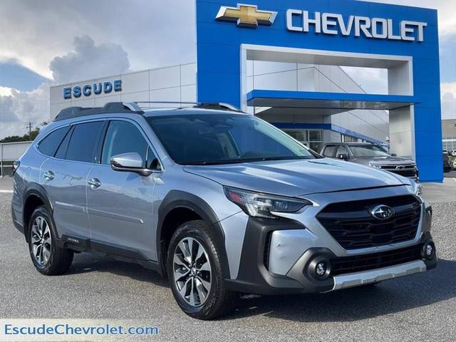2023 Subaru Outback Touring AWD photo