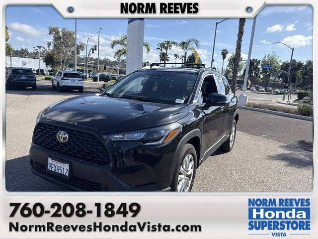 2023 Toyota Corolla Cross LE AWD photo