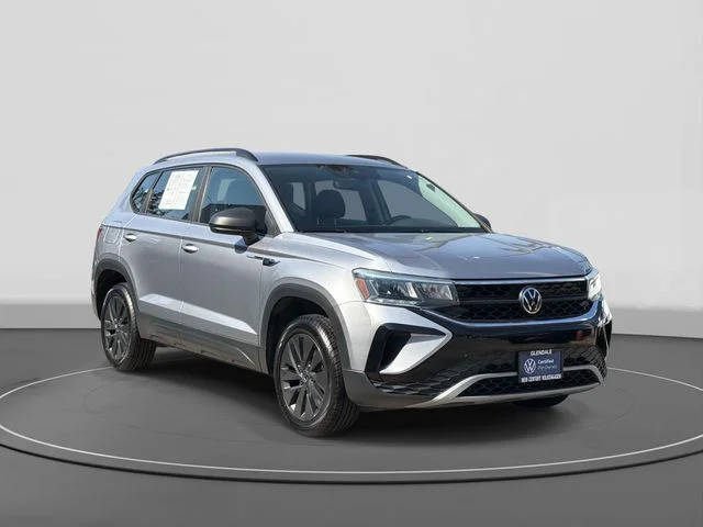 2023 Volkswagen Taos S FWD photo