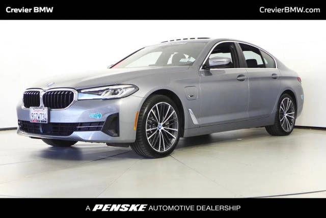 2023 BMW 5 Series 530e RWD photo