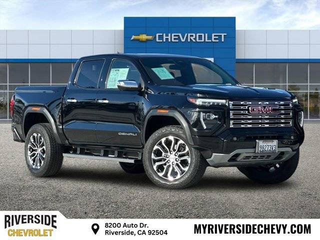2023 GMC Canyon 4WD Denali 4WD photo