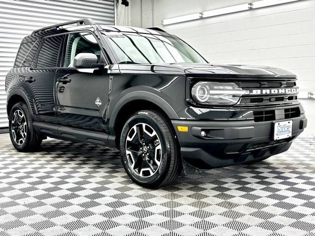 2023 Ford Bronco Sport Outer Banks 4WD photo