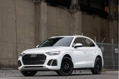 2023 Audi Q5 S line Premium AWD photo