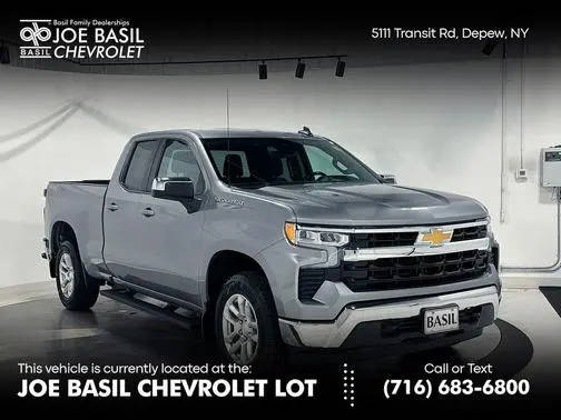 2023 Chevrolet Silverado 1500 LT 4WD photo