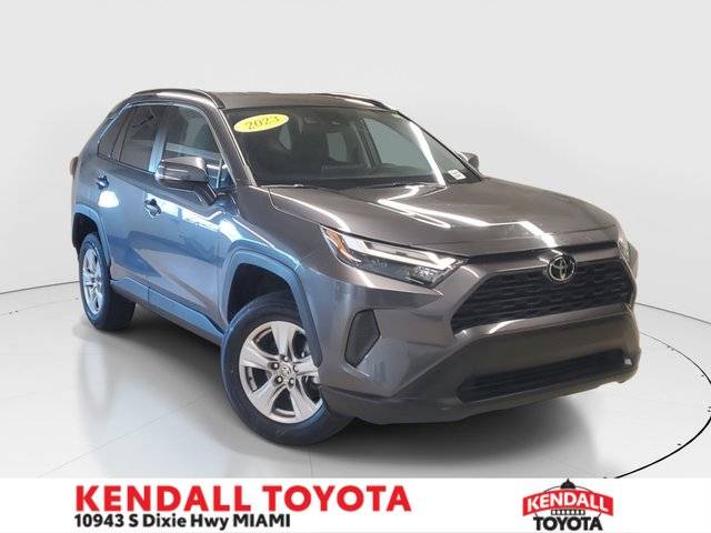 2023 Toyota RAV4 XLE FWD photo