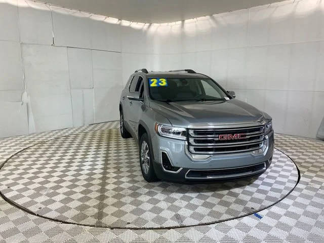2023 GMC Acadia SLT FWD photo