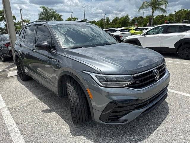 2023 Volkswagen Tiguan SE R-Line Black FWD photo