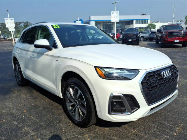 2023 Audi Q5 S line Premium Plus AWD photo