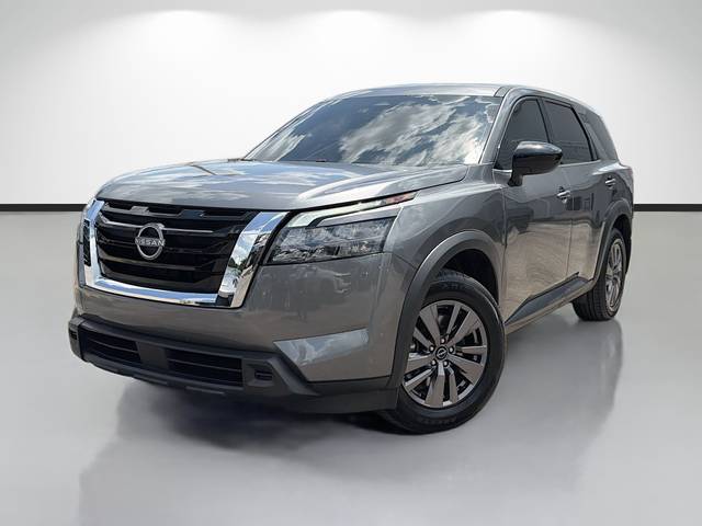 2023 Nissan Pathfinder S FWD photo
