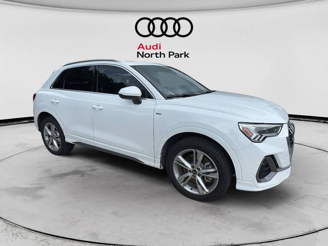 2023 Audi Q3 S line Premium AWD photo