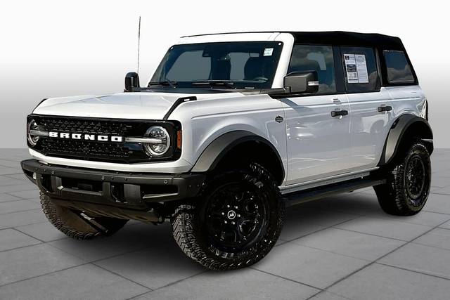 2023 Ford Bronco 4 Door Wildtrak 4WD photo