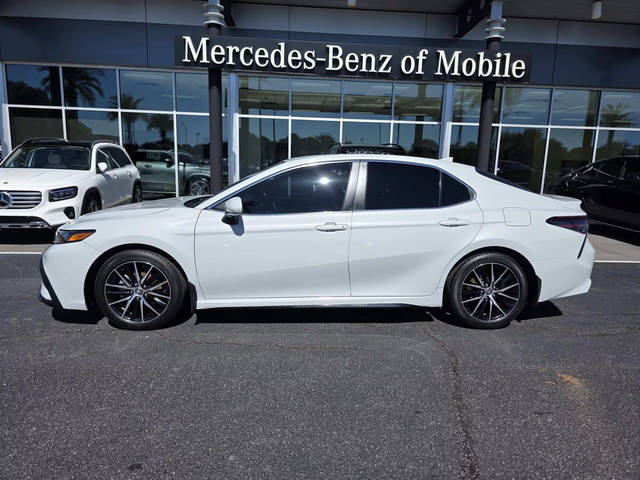 2023 Toyota Camry SE FWD photo