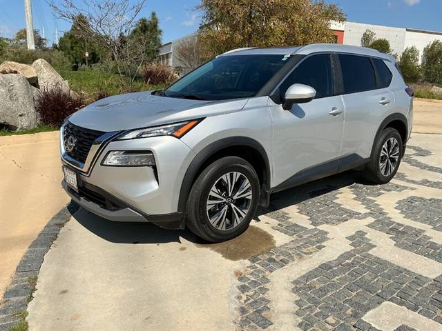 2023 Nissan Rogue SV FWD photo