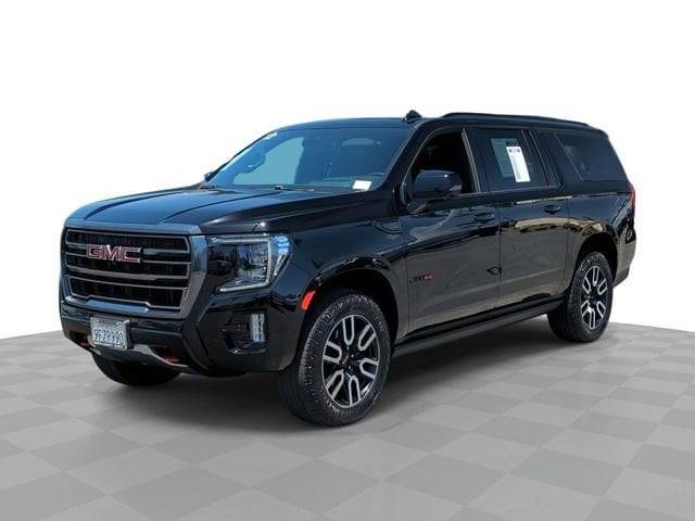 2023 GMC Yukon XL AT4 4WD photo