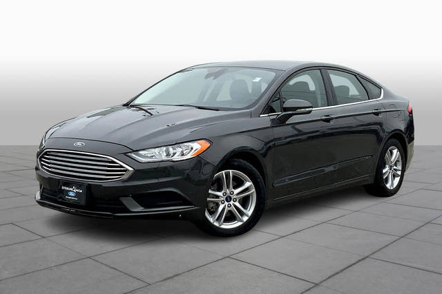 2018 Ford Fusion SE FWD photo