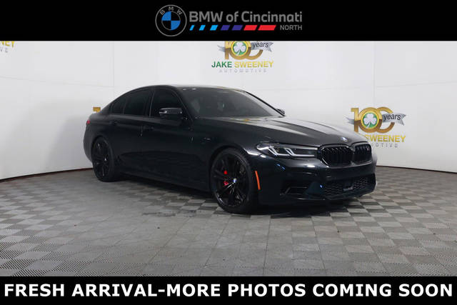 2023 BMW M5  AWD photo