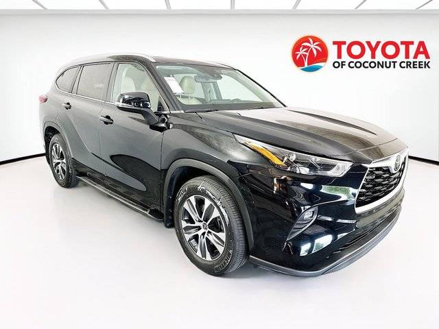 2023 Toyota Highlander XLE AWD photo