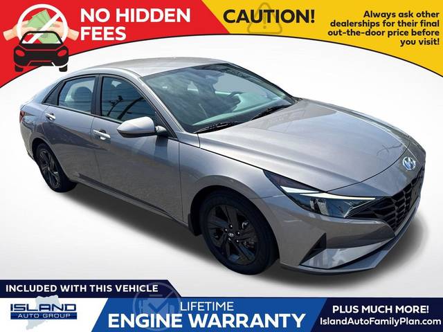 2023 Hyundai Elantra SEL FWD photo