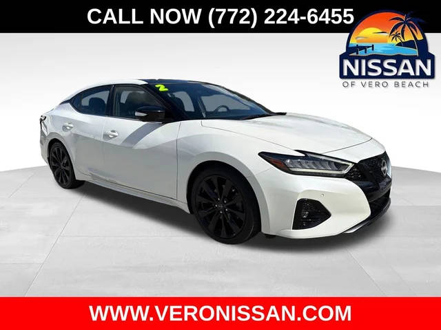 2023 Nissan Maxima SR FWD photo