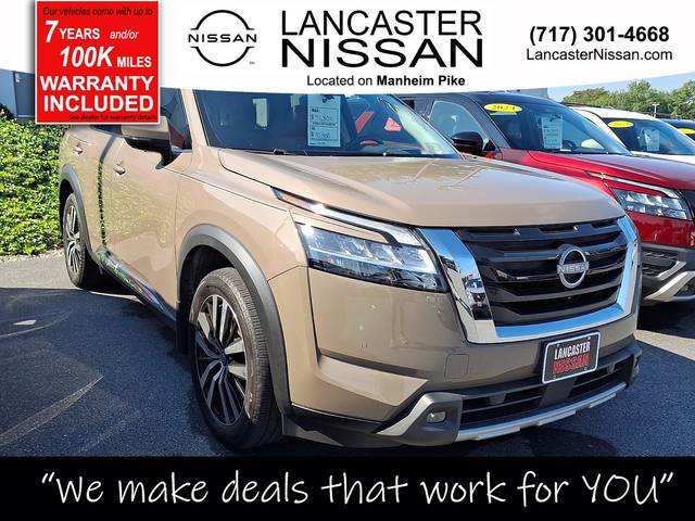 2023 Nissan Pathfinder Platinum 4WD photo