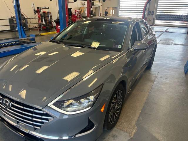 2023 Hyundai Sonata Limited FWD photo