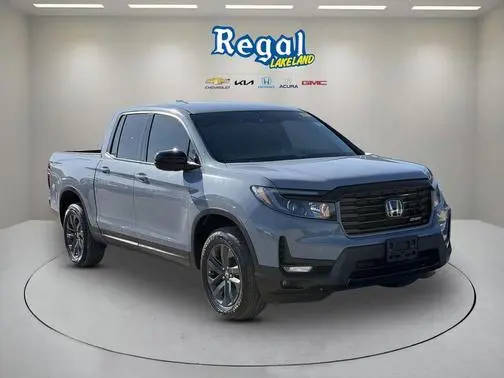 2023 Honda Ridgeline Sport AWD photo