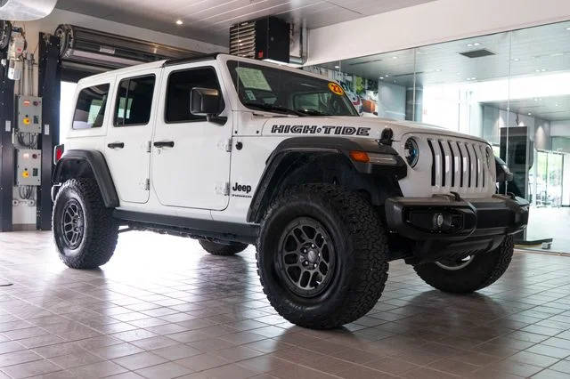 2023 Jeep Wrangler Unlimited High Tide 4WD photo