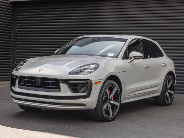2023 Porsche Macan S AWD photo