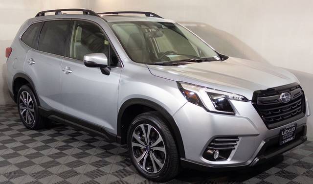 2023 Subaru Forester Limited AWD photo