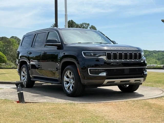 2022 Jeep Wagoneer Series II 4WD photo