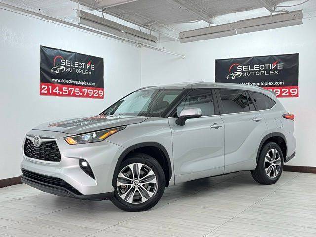 2023 Toyota Highlander XLE FWD photo