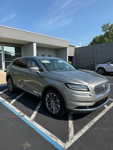 2023 Lincoln Nautilus Reserve AWD photo