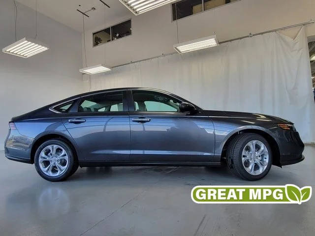 2023 Honda Accord LX FWD photo