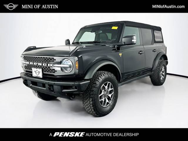 2023 Ford Bronco 4 Door Black Diamond 4WD photo