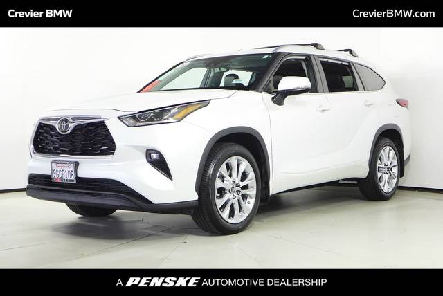 2023 Toyota Highlander Limited FWD photo